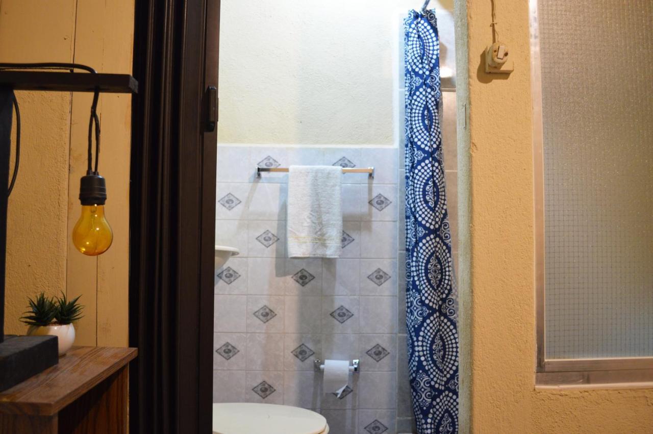 Ave Del Paraiso Guest House Antigua Exterior photo
